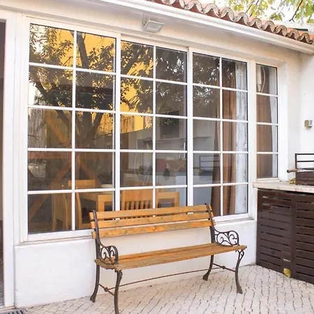 Almirante24 - With Garden - Ajuda Palace & Royal Treasure Museum 아파트 리스본