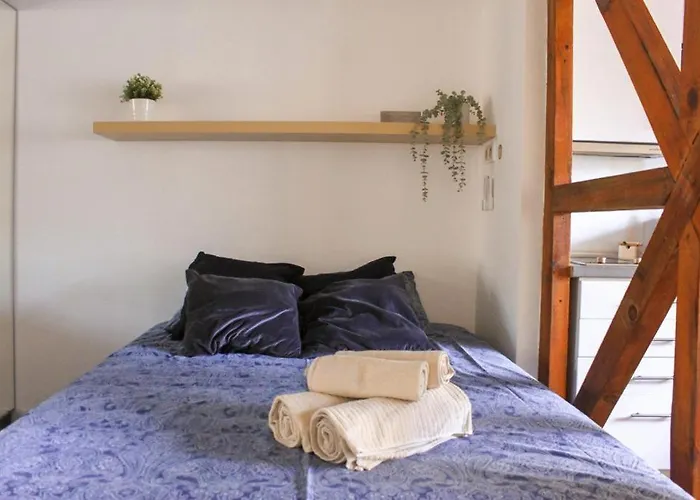 Appartement Almirante24 - With Garden - Ajuda Palace & Royal Treasure Museum *
