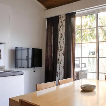 Almirante24 - With Garden - Ajuda Palace & Royal Treasure Museum Apartment *