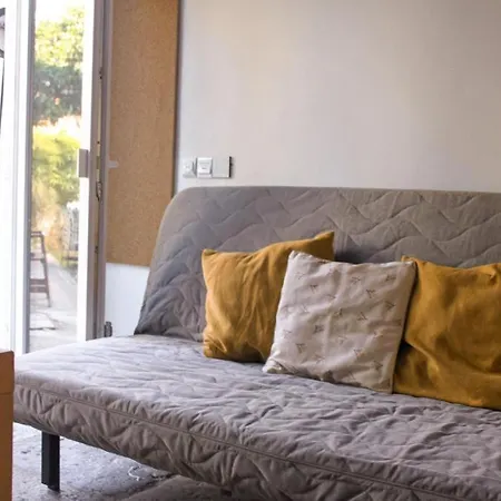 Apartment Almirante24 - With Garden - Ajuda Palace & Royal Treasure Museum